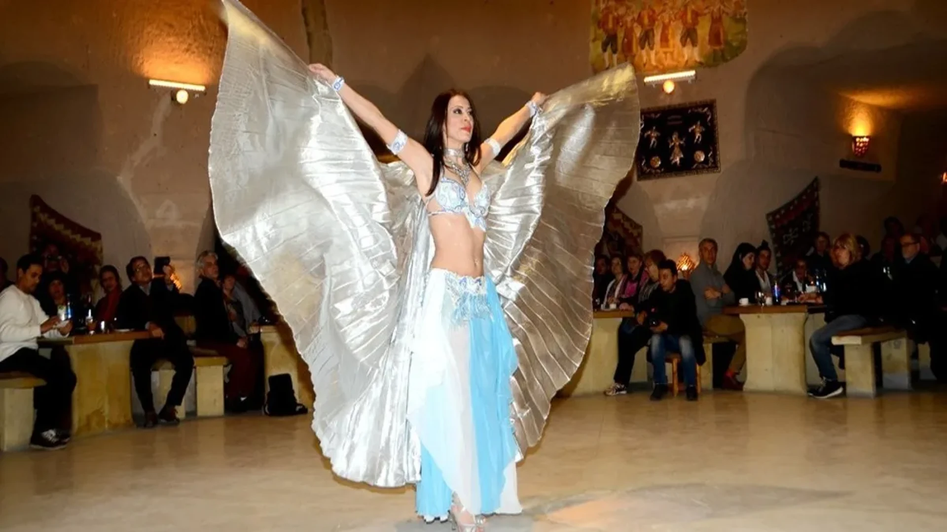 Noche Turca en Capadocia con Cena y Bebidas